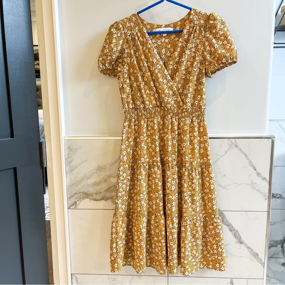 Monteau Los Angeles Yellow and White Puff Sleeve Midi Dress